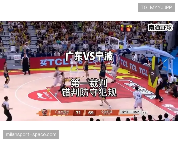 防守犯规和进攻犯规有什么区别?一文看懂两种犯规的判定标准 防守犯规和进攻犯规有什么区别?一文看懂两种犯规的判定标准